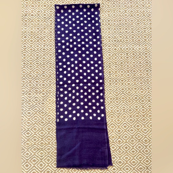 NEW INOUI scarf wool and silk white polka dot in purple - Picture 4 of 8